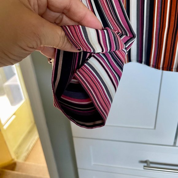 Gorgeous stripped blouse - Picture 2 of 4